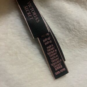 32D pink bling Victoria secret bra lingerie.